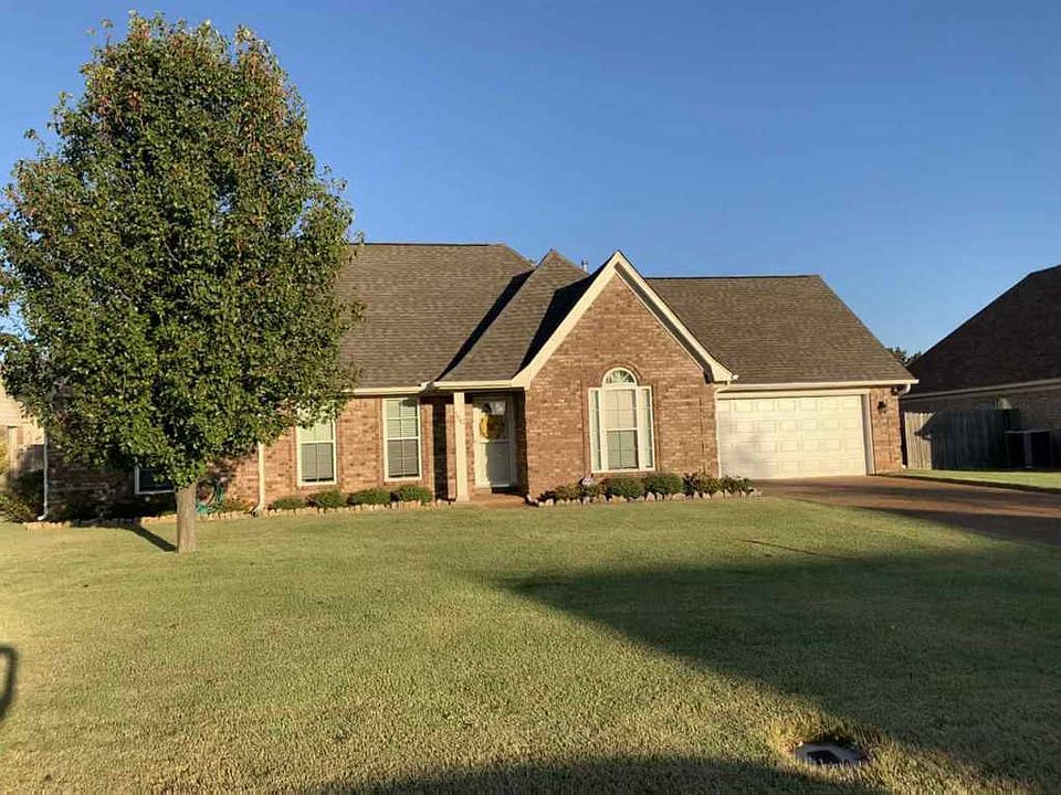 1st image of 110 Tate Dr