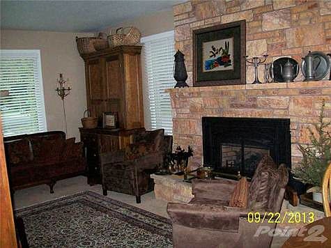 5th image of 2304 Elm St