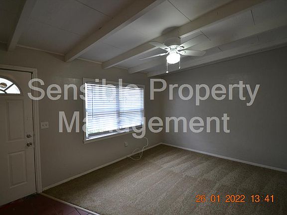 3rd image of 9244 Overlook Dr #B