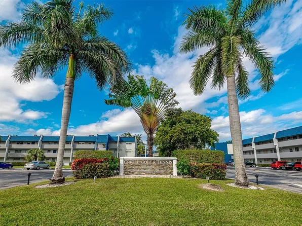 7807 Golf Circle Dr, Pompano Beach, FL