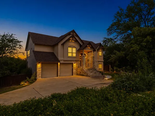 700 Augusta Cir, Point Venture, TX 78645