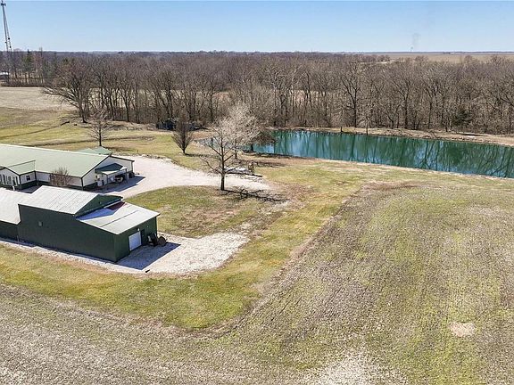 3rd image of 1210 Miller Ln