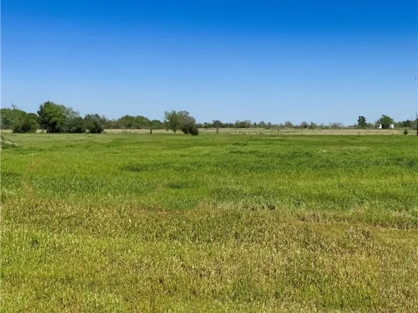 9866 Panther Creek Rd, Iola, TX 77861