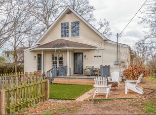 126 39th Ave N #B, Nashville, TN 37209