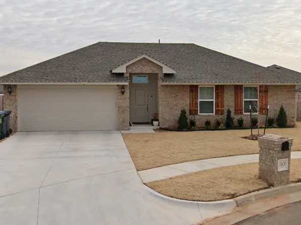 11620 SW 8th Cir, Yukon, OK 73099