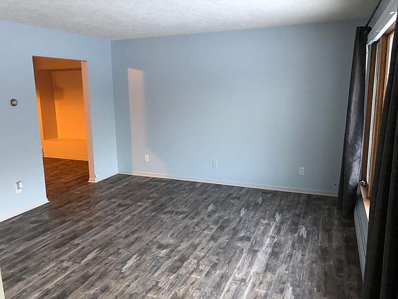 5th image of 13951 Cleveland St