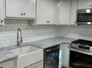 1290 Heards Ferry Rd NW, Sandy Springs, GA 30328