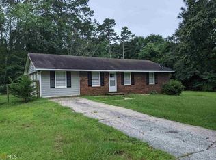 35 Moss Rd, Covington, GA 30016