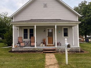 421 N 4th Ave, Logan, IA 51546