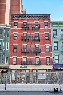 Rented by R New York | media 25