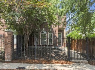 2407 Knight St, Dallas, TX 75219