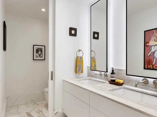 429 Kent Avenue image 4 of 10