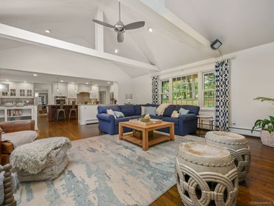 91 Hemlock Hills Road South, Fairfield, CT, 06824
