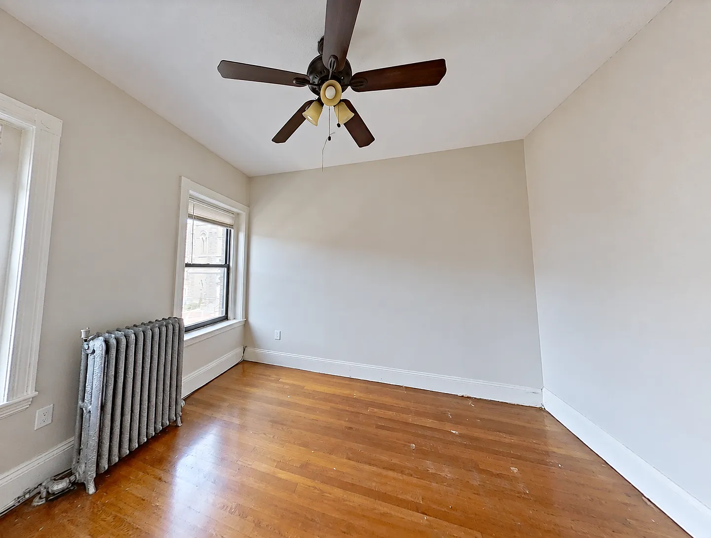 1526 Tremont Street — Photo 2