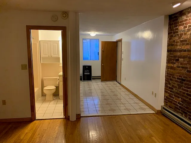 22 Thacher St #1 — Photo 8