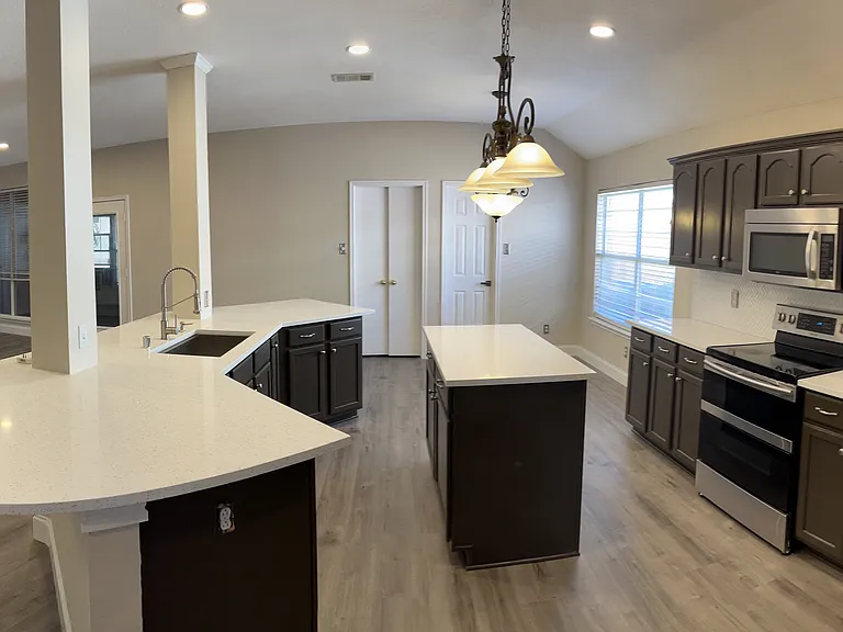 4008 Chelsea Dr — Photo 15