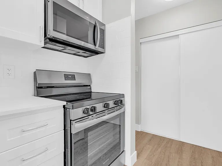 1220 Hamilton St — Photo 14