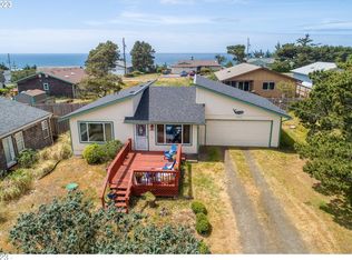 2802 NW Bayshore Loop, Waldport, OR 97394