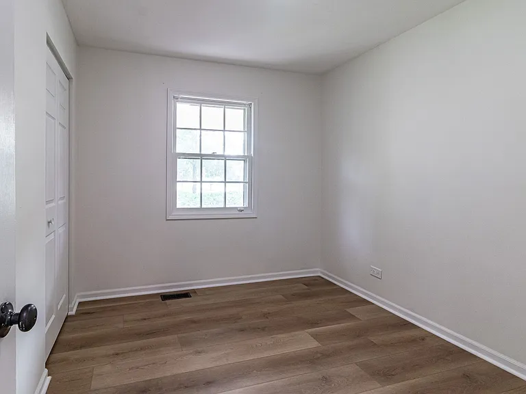 1075 Aspen Dr — Photo 17