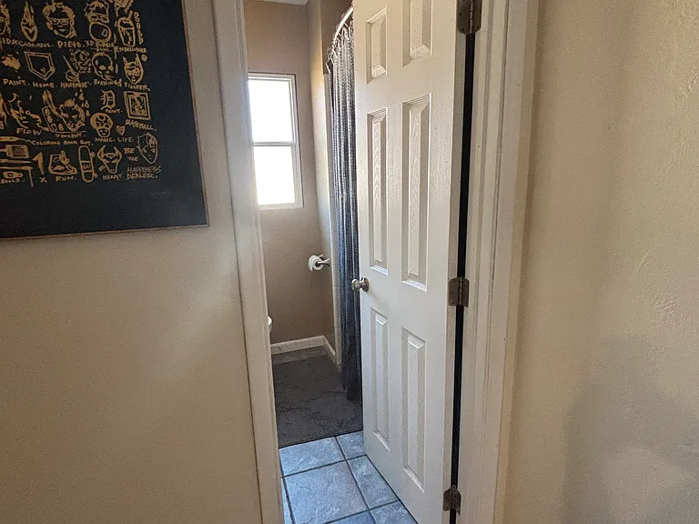 7103 Hillsboro St — Photo 9