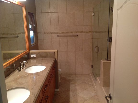 5th image of 8635 Aqueduct Ave