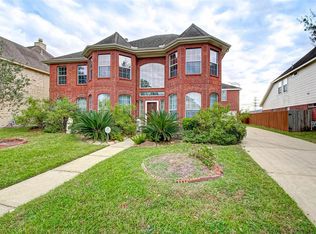9514 Far Point Ct, Houston, TX 77095