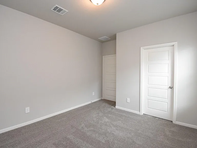 2128 Port Jackson Dr — Photo 25