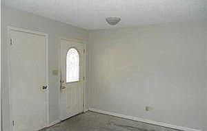 3rd image of 2143 Schwab Ct