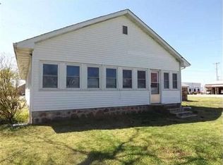 200 E Main St, Gassville, AR 72635