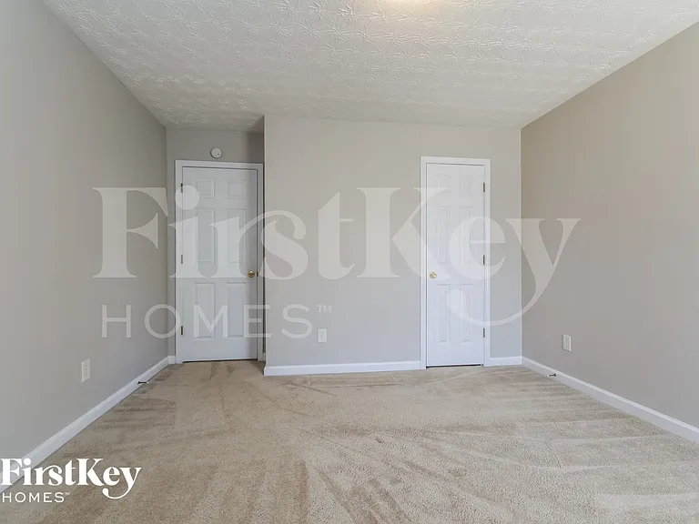 6919 Island Pointe Dr — Photo 7