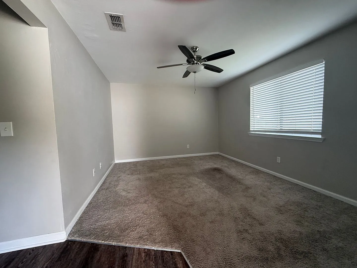 Downstairs unit with the BEST view of Hilaman Golf Course — Photo 3