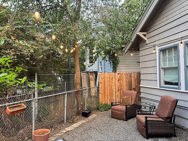 2812 N Washington St — Photo 27