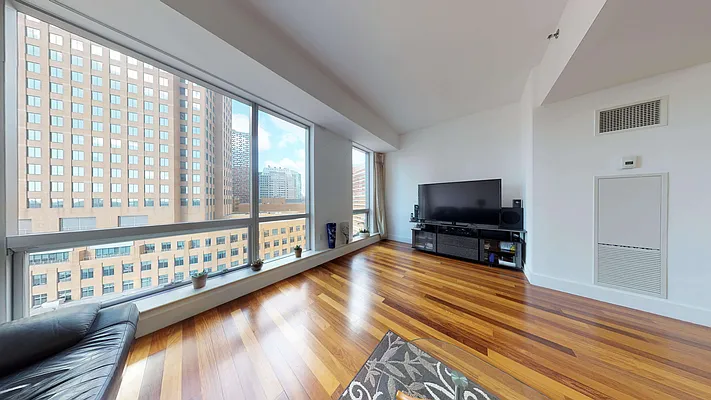 Rented by E Realty International Corp | media 34