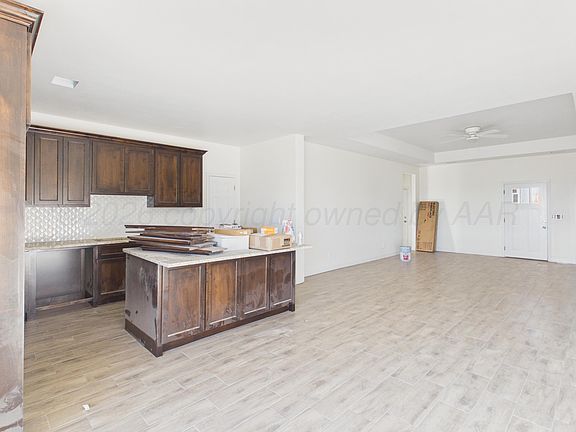 5th image of 1051 Harrowby Cl