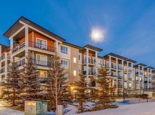 10 Walgrove Walk SE #312, Calgary, AB T2X4E3