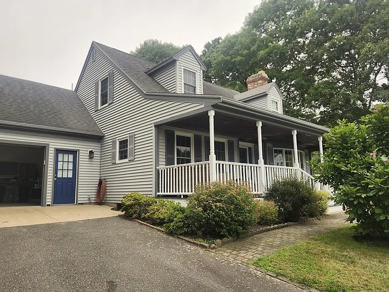15 Cleveland Ave — Photo 2