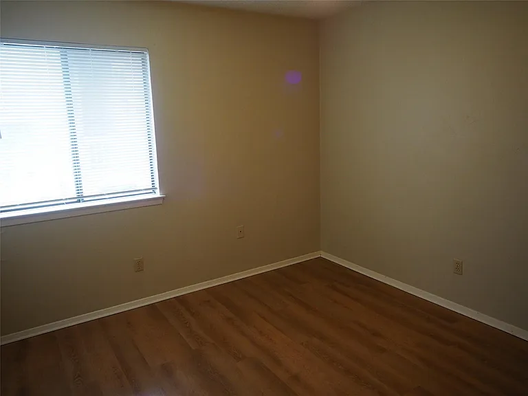 11300 Nicole Cv — Photo 13