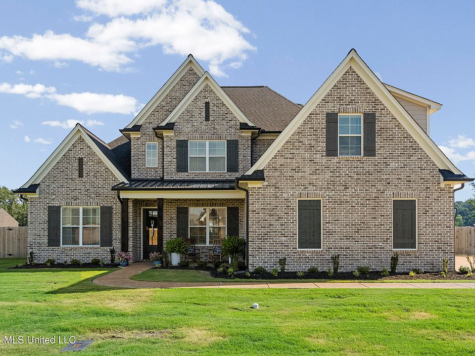 1st image of 4392 Brooke Dr
