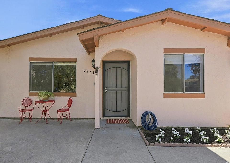 1st image of 4459 Pala Rd
