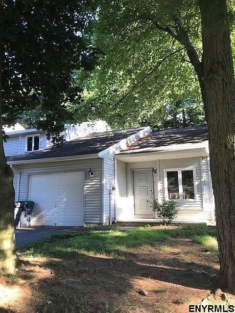 1st image of 83 Tallow Wood Dr