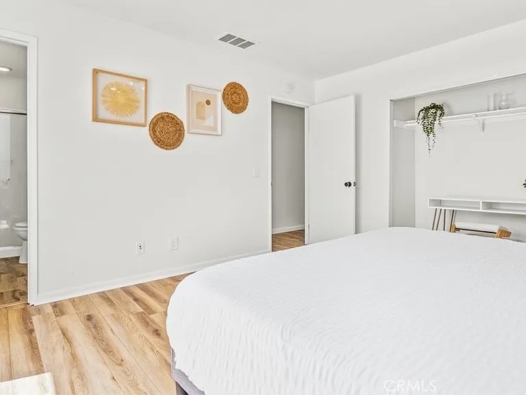 2240 N San Gorgonio Rd — Photo 18
