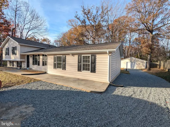 8174 Snowfall Dr, Manassas, VA 20112