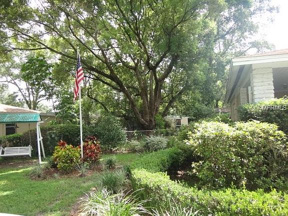 2nd image of 904 N Palm Dr