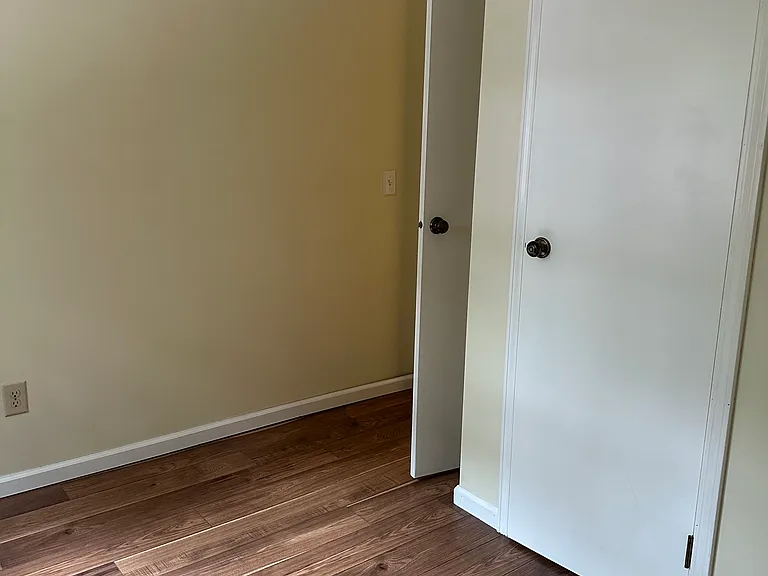 12 Martin Ave — Photo 20