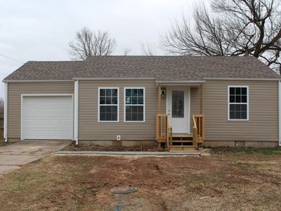 203 W Phelps Ave, Pierce City, MO, 65723