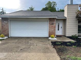 242 Highland Creek Pkwy, Baton Rouge, LA 70808