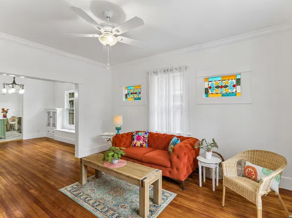 318 Devine, San Antonio, TX 78210
