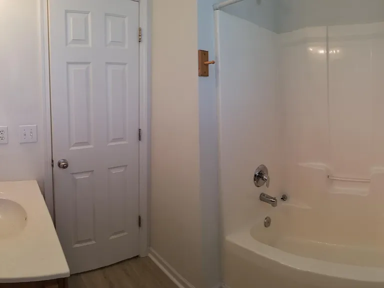 113 Sturgeon Bay Dr — Photo 6