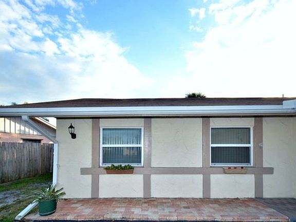 3rd image of 7508 SW 5th St