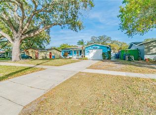 2207 Gladys St, Largo, FL 33774